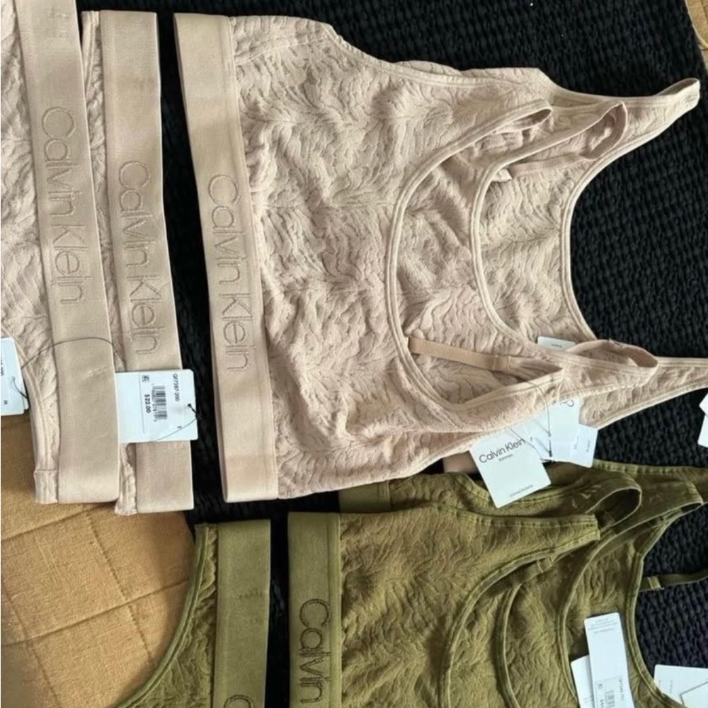 Calvin Klein Lace Bralette Set in Cream